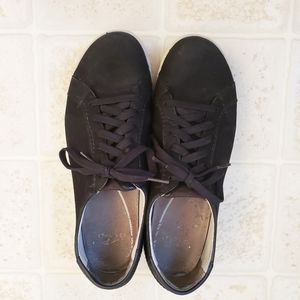 Dansko Sneaker